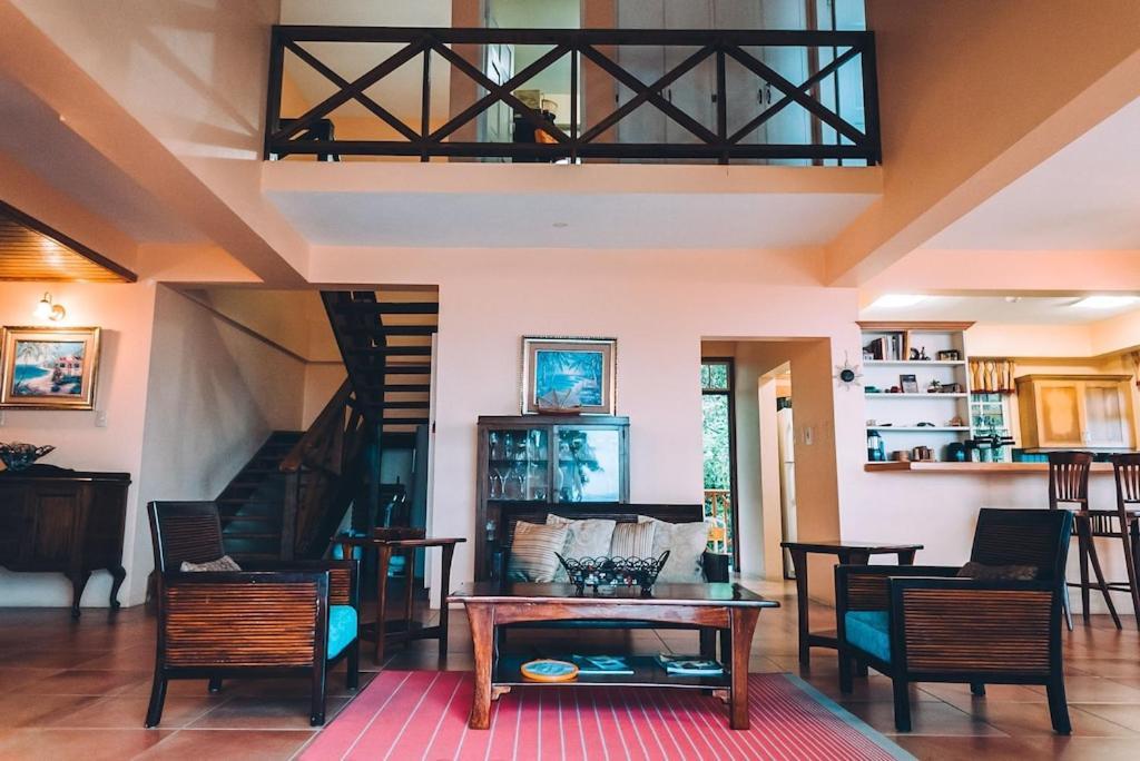 La Jolie - Luxury Ocean View Villa Black Rock Εξωτερικό φωτογραφία
